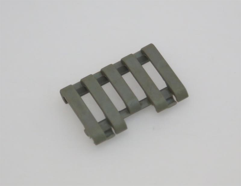 Element Rail Cover with Wire Loom 5-slot - Foliage Green
