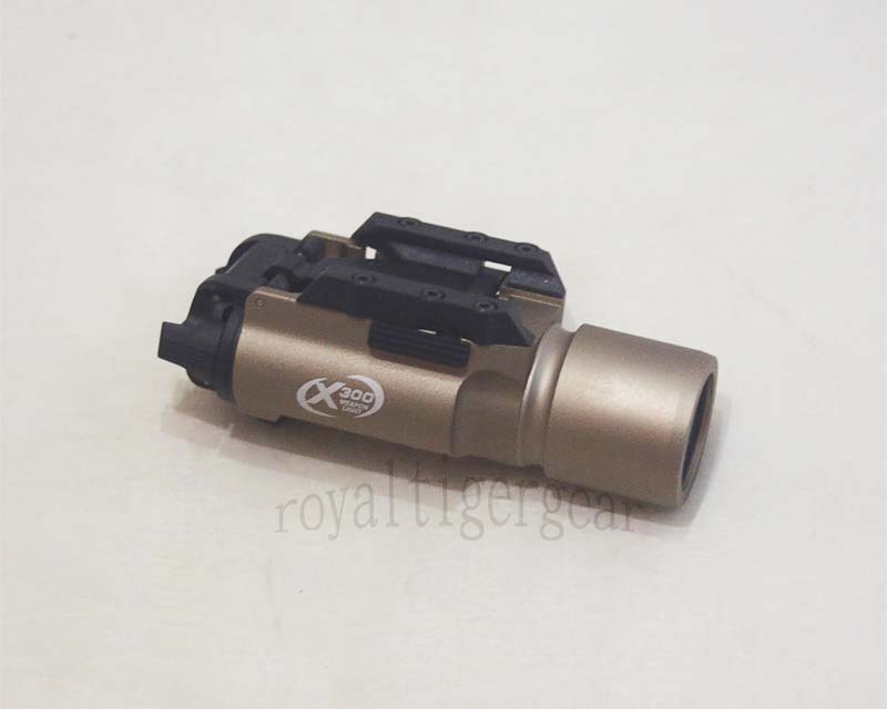 Surefire X300 Tactical LED Weapon Light for Rail - Tan