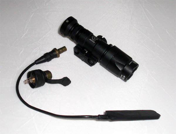 Surefire M300 M300A Mini Scope Light WeaponLight