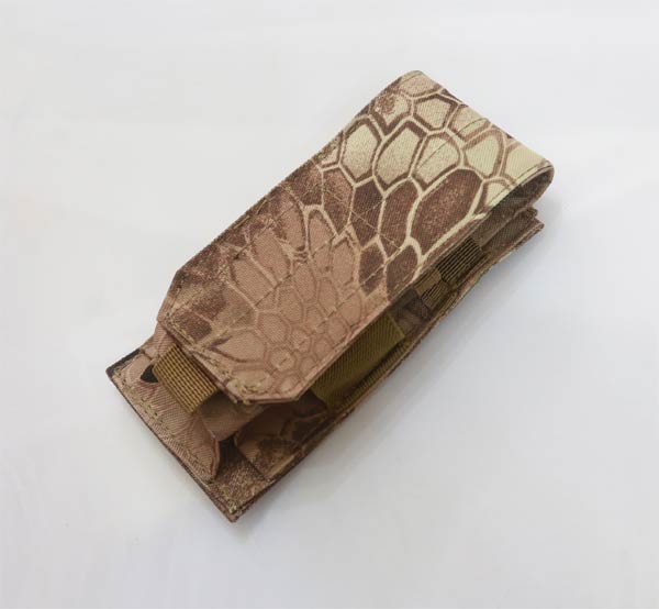 Single M4 Mag MOLLE Pouch - Python Snake Camo MAD