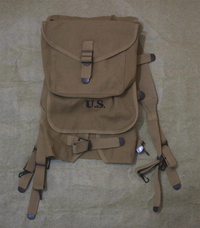 WW2 US M1928 Haversack Field Pack w/ Mess Kit Carrier